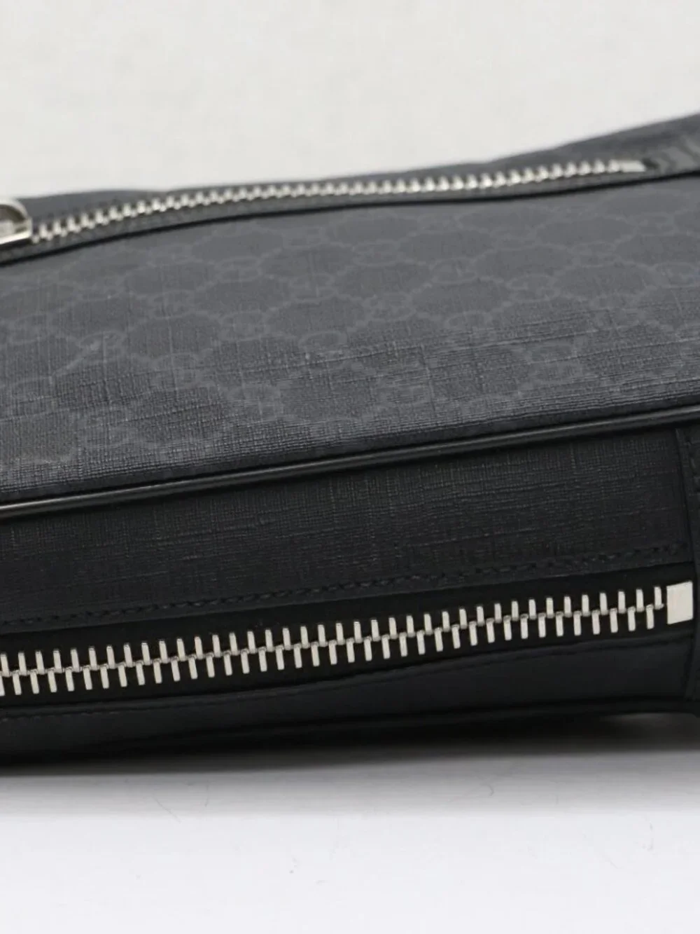 GUCCI GG Supreme Sling Backpack Belt Bag Sherry Line - Black